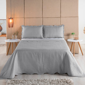 Imagem ambientada do Kit Cobre Leito Colcha Matelado Pastilhas, Fendi.